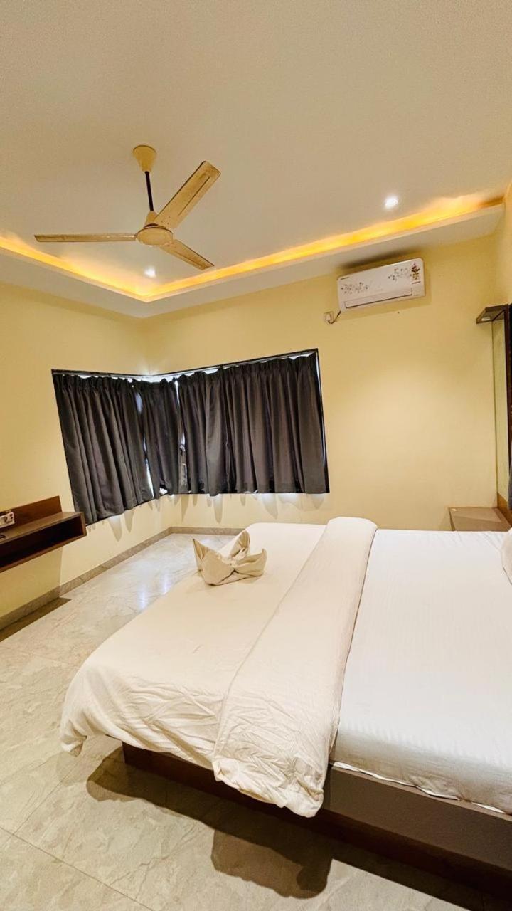 Paramount 3 Ac Bedrooms Hall Garden With Lake View Panchgani Eksteriør bilde