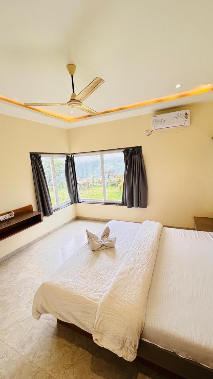 Paramount 3 Ac Bedrooms Hall Garden With Lake View Panchgani Eksteriør bilde
