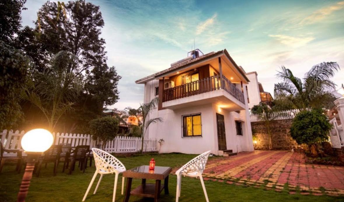 Paramount 3 Ac Bedrooms Hall Garden With Lake View Panchgani Eksteriør bilde