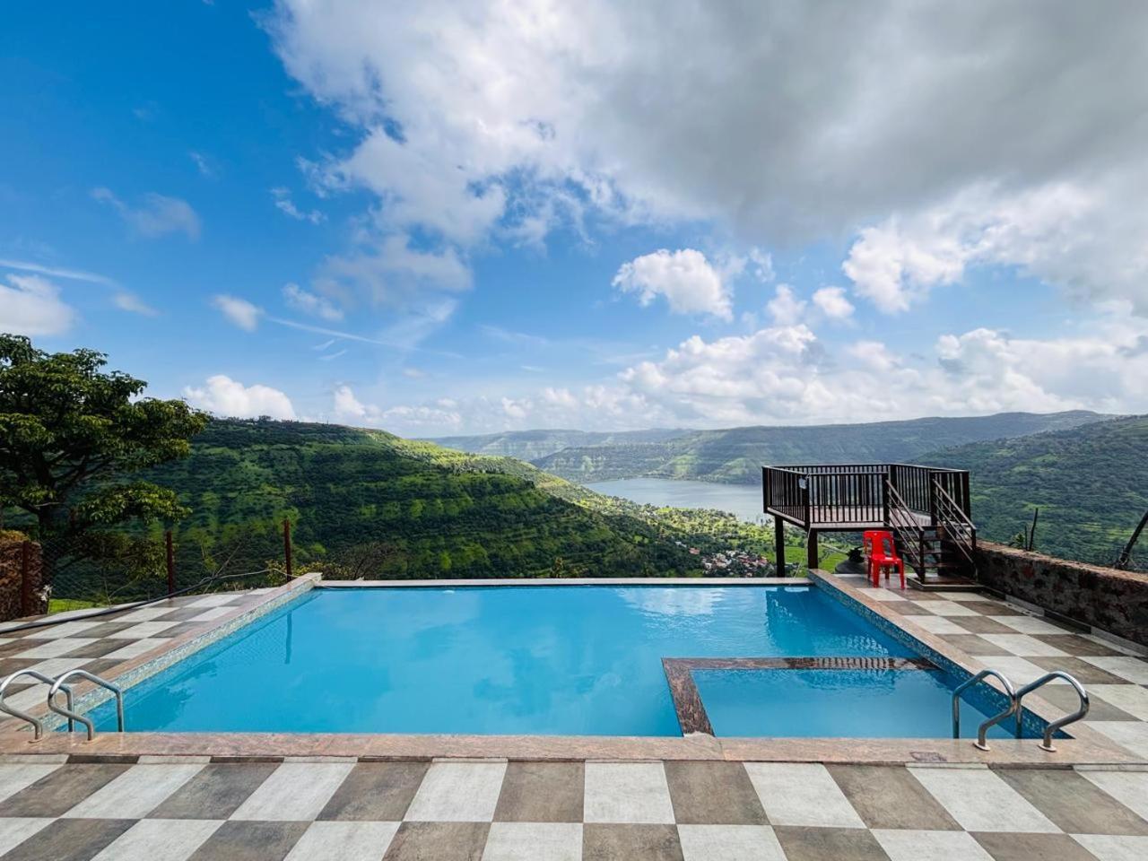 Paramount 3 Ac Bedrooms Hall Garden With Lake View Panchgani Eksteriør bilde